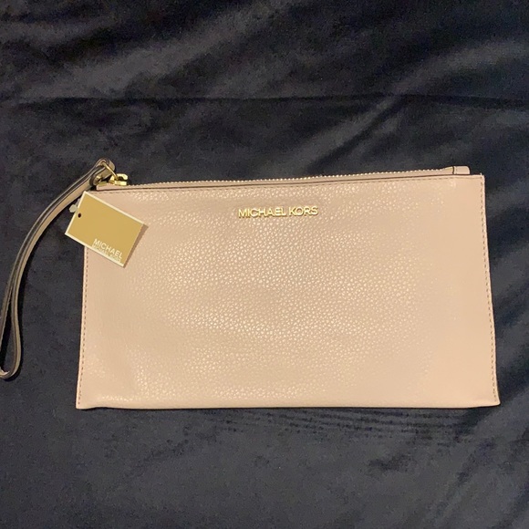 Michael kors wristlet - Picture 1 of 3